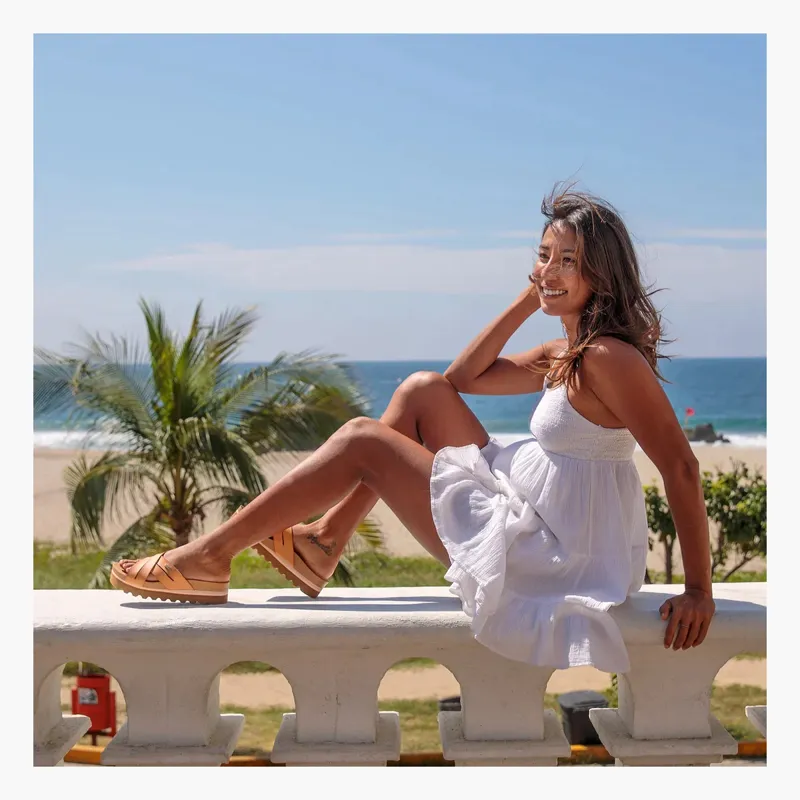 Reef Womens Cushion Bloom Hi-4